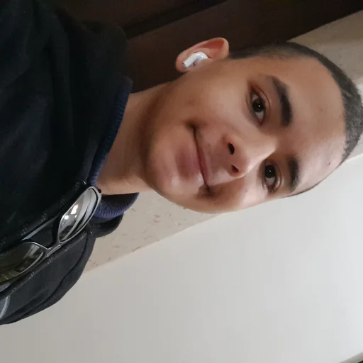 Anas Alhelay